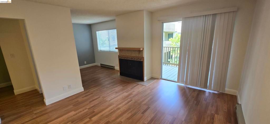 Image 5 of property listing at 397 Imperial 202, Daly City, CA 94015