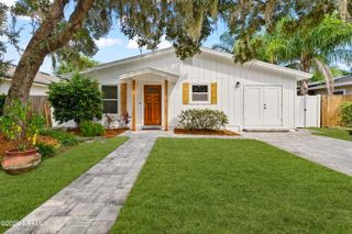 1009 21ST Street N, Jacksonville Beach, FL 32250