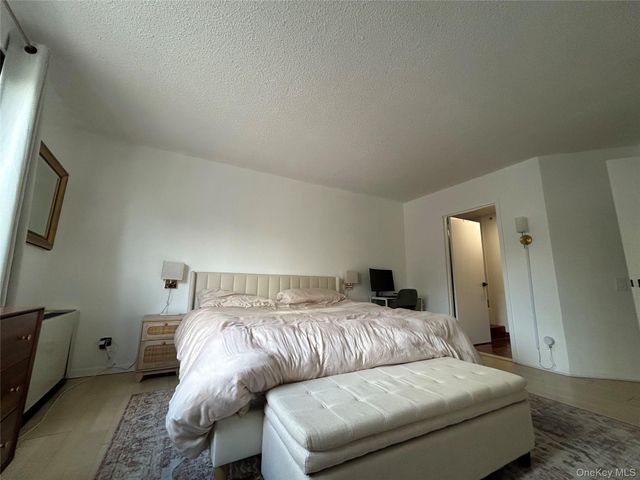 10 Cottage Place 2A, White Plains, NY 10601