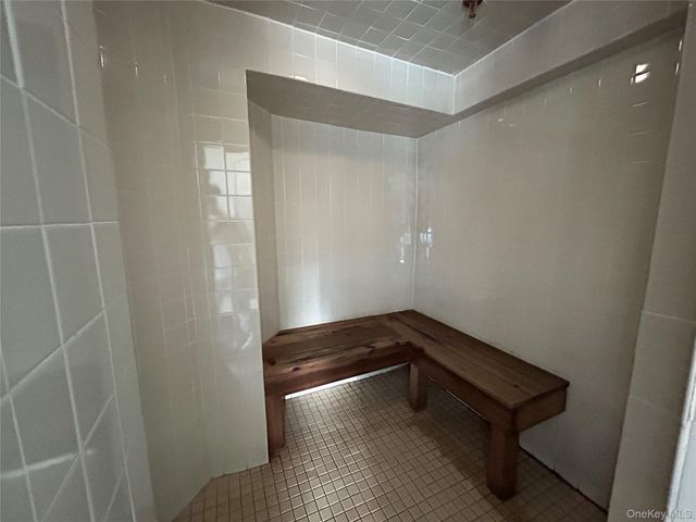 10 Cottage Place 2A, White Plains, NY 10601