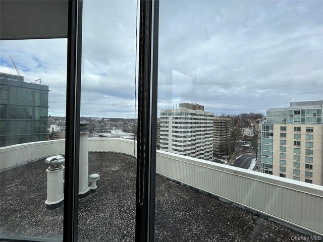 10 Cottage Place 2A, White Plains, NY 10601