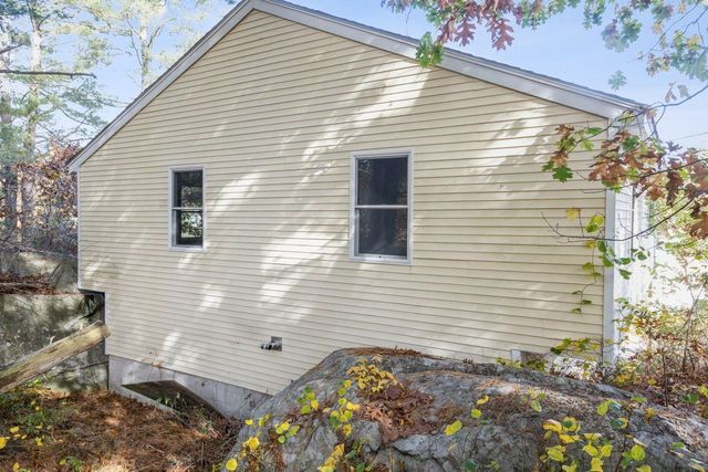 1 Phoenix Way, Seabrook, NH 03874
