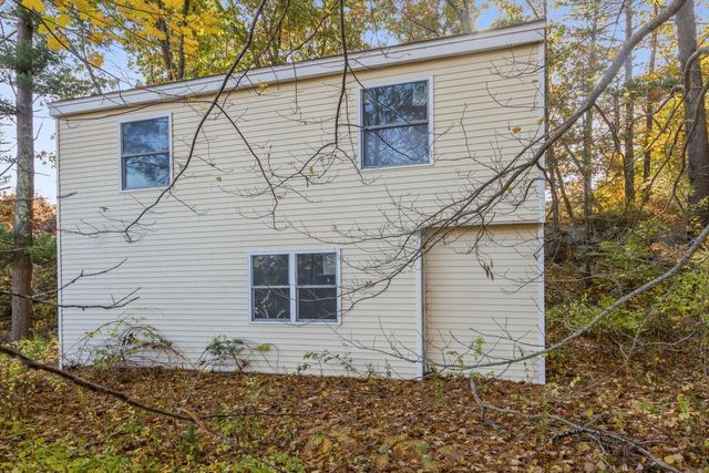 1 Phoenix Way, Seabrook, NH 03874