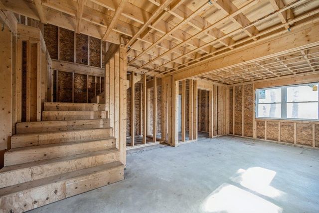 1 Phoenix Way, Seabrook, NH 03874