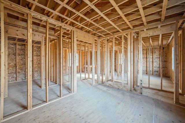 1 Phoenix Way, Seabrook, NH 03874
