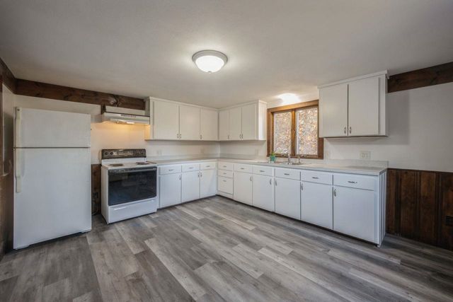 1 Phoenix Way, Seabrook, NH 03874