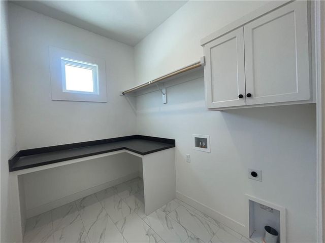 15317 W 162nd Street, Olathe, KS 66062