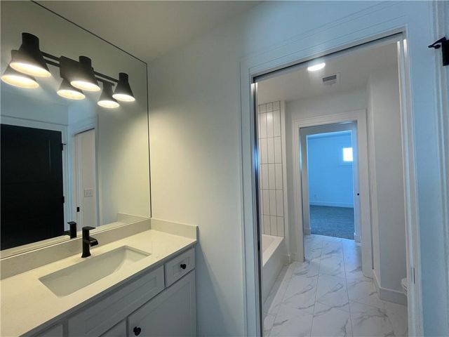 15317 W 162nd Street, Olathe, KS 66062