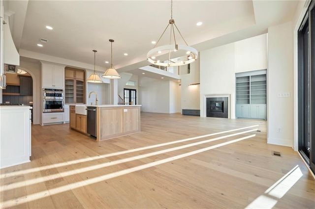 15317 W 162nd Street, Olathe, KS 66062