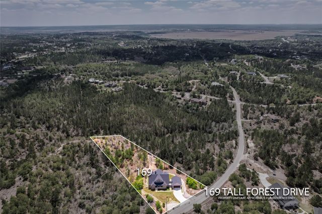 169 Tall Forest DR, Bastrop, TX 78602