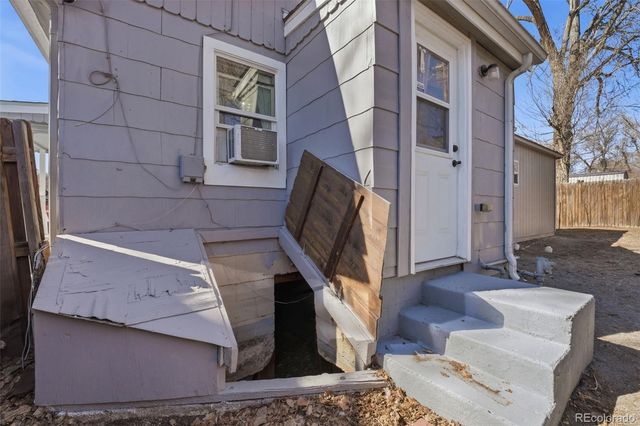 2314 E Monument Street, Colorado Springs, CO 80909