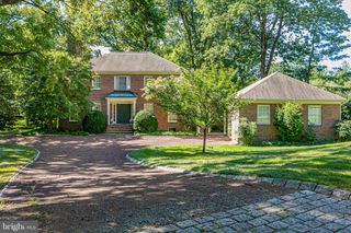 31 VREELAND CT, Princeton, NJ 08540