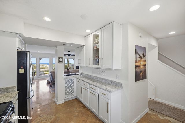 2233 SEMINOLE Road 21, Atlantic Beach, FL 32233