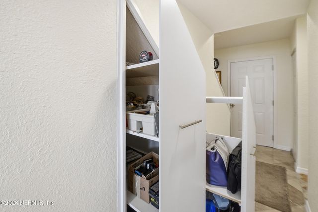 2233 SEMINOLE Road 21, Atlantic Beach, FL 32233