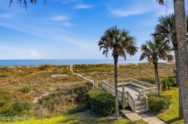 2233 SEMINOLE Road 21, Atlantic Beach, FL 32233