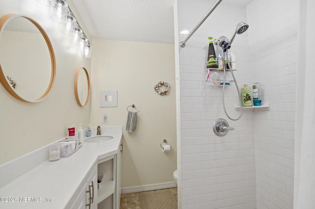 2233 SEMINOLE Road 21, Atlantic Beach, FL 32233