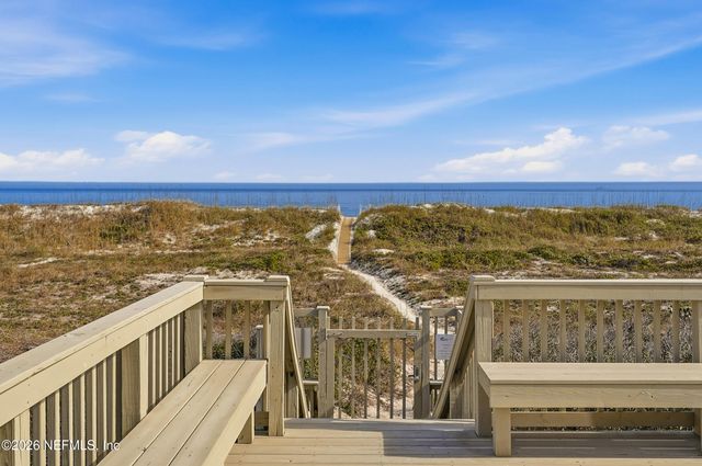 2233 SEMINOLE Road 21, Atlantic Beach, FL 32233