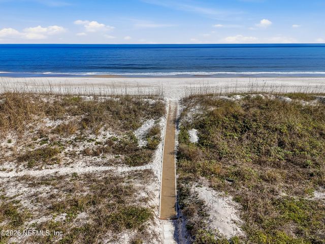 2233 SEMINOLE Road 21, Atlantic Beach, FL 32233