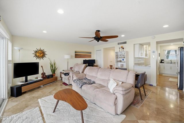 2233 SEMINOLE Road 21, Atlantic Beach, FL 32233