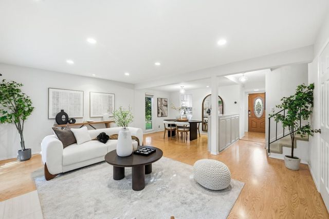 114 Granada Drive, Mountain View, CA 94043