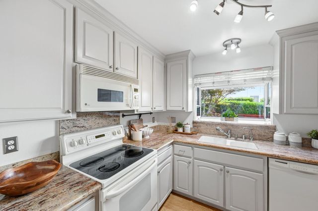 114 Granada Drive, Mountain View, CA 94043
