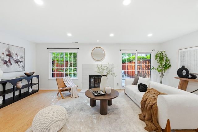 114 Granada Drive, Mountain View, CA 94043