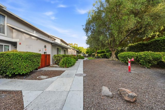 114 Granada Drive, Mountain View, CA 94043