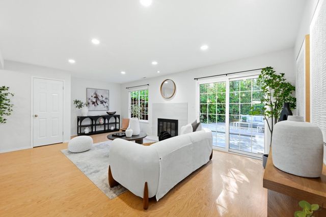 114 Granada Drive, Mountain View, CA 94043