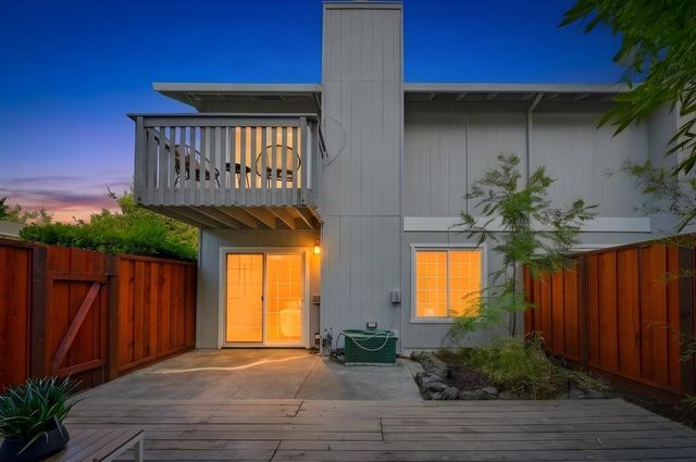 114 Granada Drive, Mountain View, CA 94043