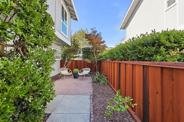 114 Granada Drive, Mountain View, CA 94043