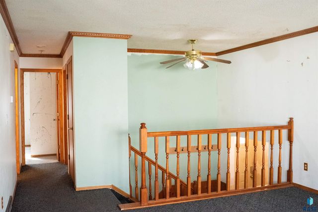 5116 E 16th St Street, Sioux Falls, SD 57110