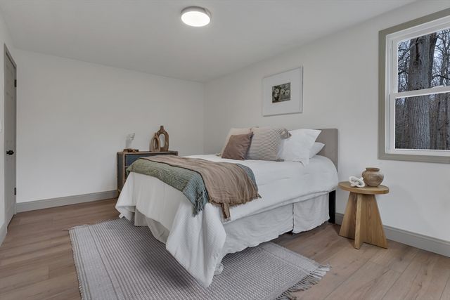 40 Brick Kiln Rd, North Attleboro, MA 02760