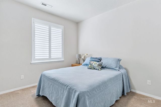 4939 E Patchwork Dr, Nampa, ID 83686