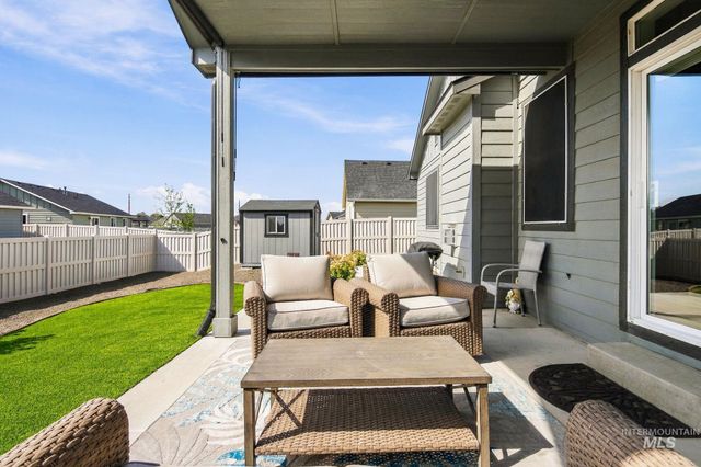 4939 E Patchwork Dr, Nampa, ID 83686