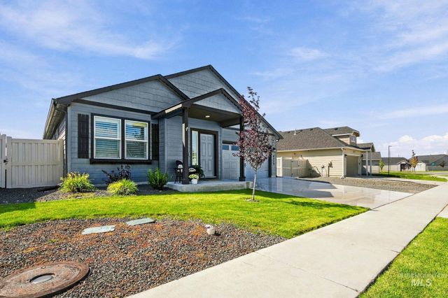 4939 E Patchwork Dr, Nampa, ID 83686