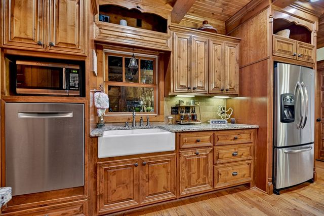 247 Craigtown Road, Ellijay, GA 30540