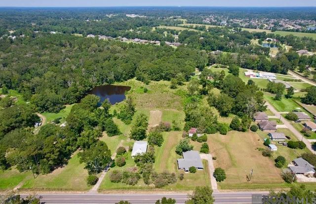 9001 Springfield Rd, Denham Springs, LA 70706