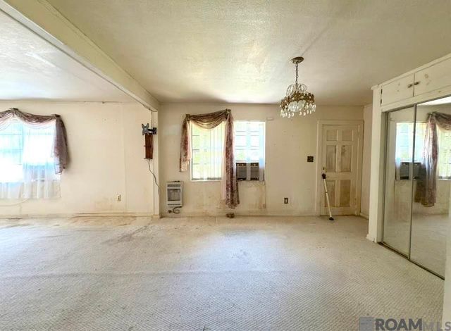 9001 Springfield Rd, Denham Springs, LA 70706