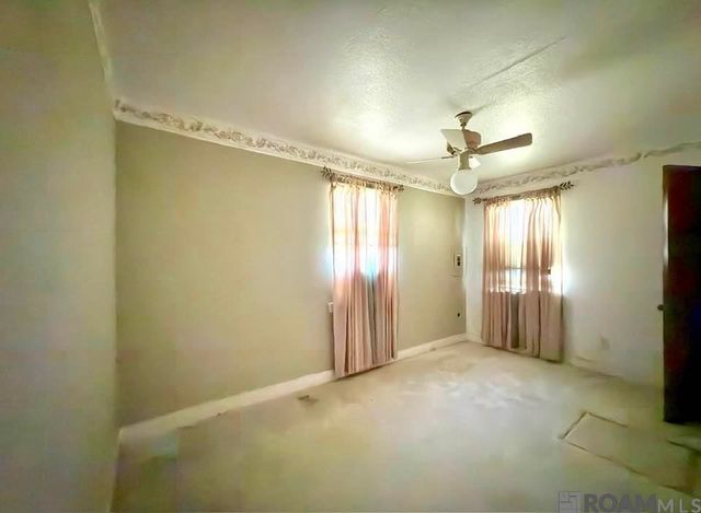 9001 Springfield Rd, Denham Springs, LA 70706