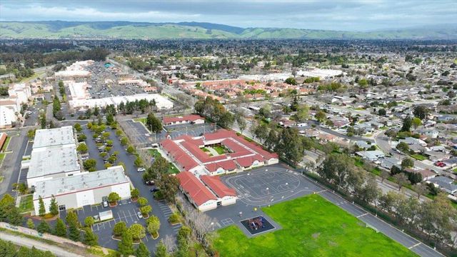 5708 Oceanspray Road, Newark, CA 94560