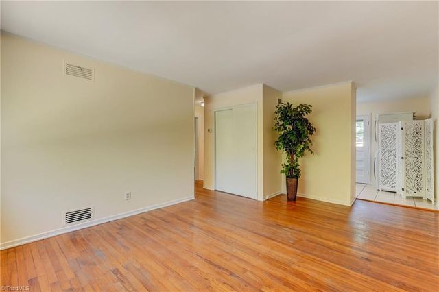 610 N Tremont Drive, Greensboro, NC 27403
