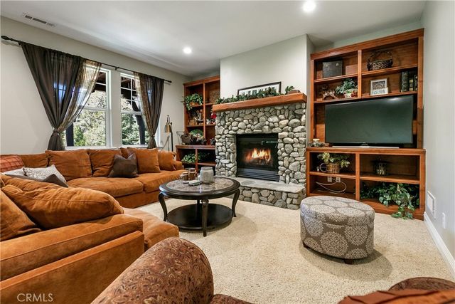 28449 Fresh Spring Lane, Lake Arrowhead, CA 92352