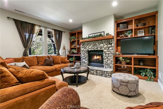 28449 Fresh Spring Lane, Lake Arrowhead, CA 92352