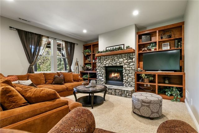 28449 Fresh Spring Lane, Lake Arrowhead, CA 92352