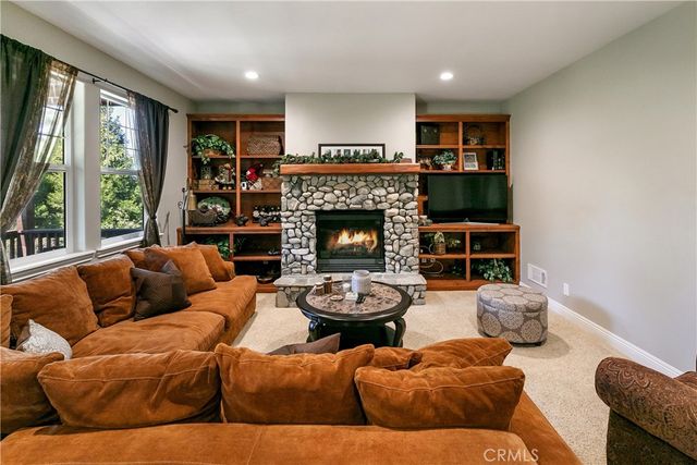 28449 Fresh Spring Lane, Lake Arrowhead, CA 92352