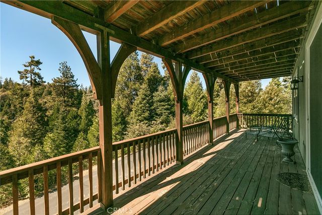 28449 Fresh Spring Lane, Lake Arrowhead, CA 92352