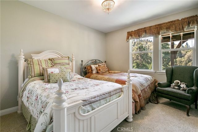 28449 Fresh Spring Lane, Lake Arrowhead, CA 92352