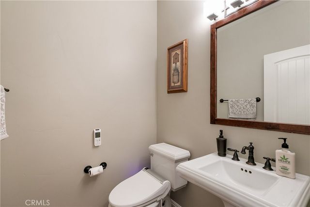 28449 Fresh Spring Lane, Lake Arrowhead, CA 92352