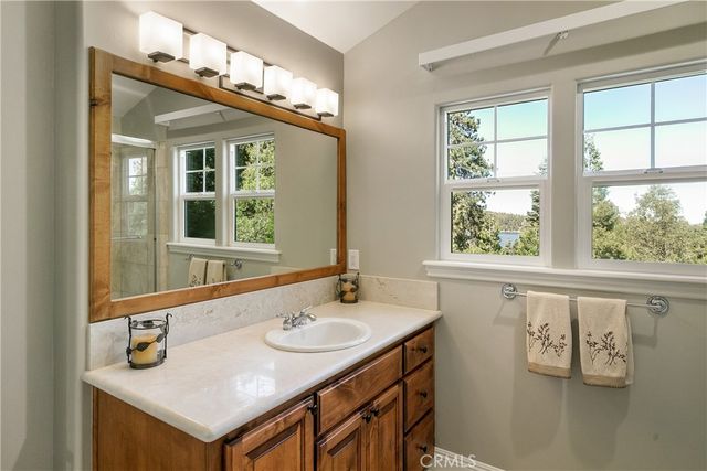 28449 Fresh Spring Lane, Lake Arrowhead, CA 92352