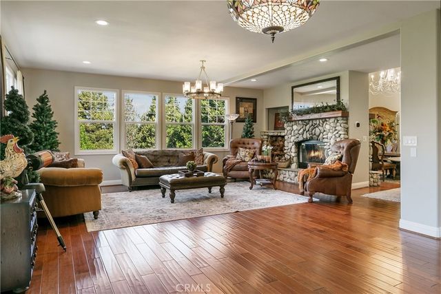 28449 Fresh Spring Lane, Lake Arrowhead, CA 92352